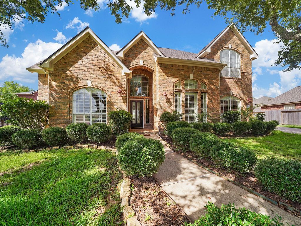 3907 Garnet Falls, Sugar Land, TX 77479