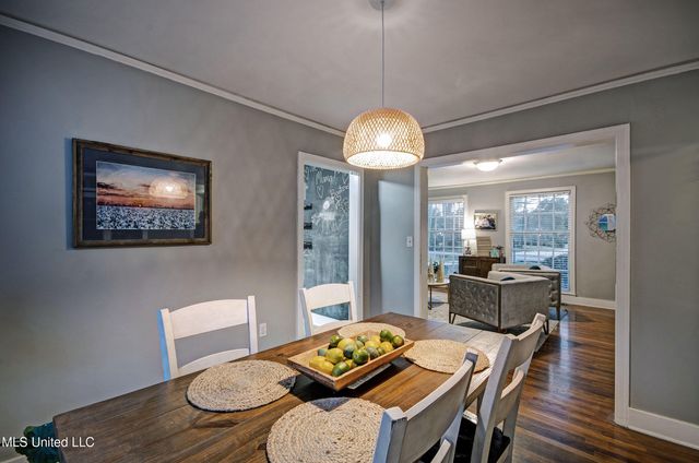 836 Brookwood Road, Jackson, MS 39206