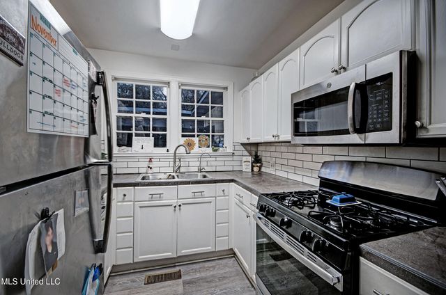 836 Brookwood Road, Jackson, MS 39206