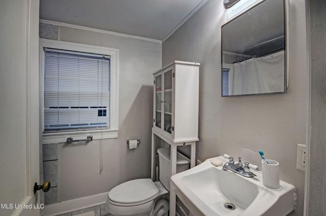 836 Brookwood Road, Jackson, MS 39206