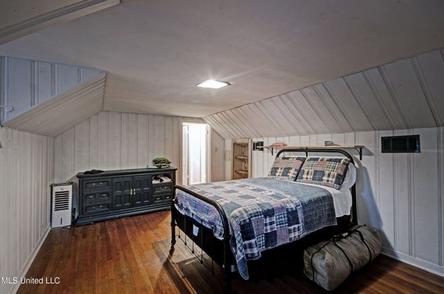 836 Brookwood Road, Jackson, MS 39206