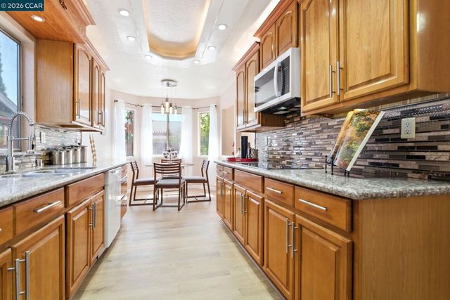 23 Lawnview Ct, Pittsburg, CA 94565