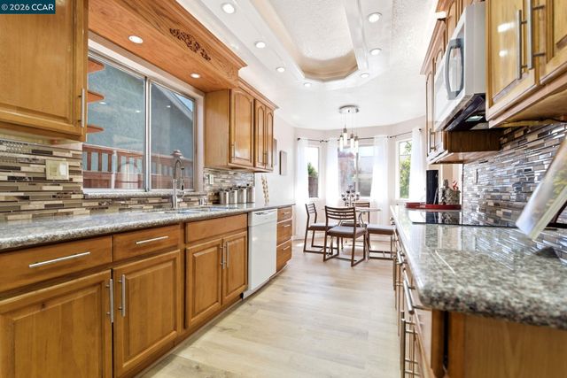 23 Lawnview Ct, Pittsburg, CA 94565