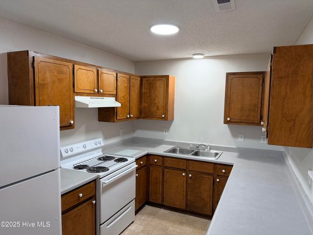 143 Marlene Drive, Jacksonville, NC 28546