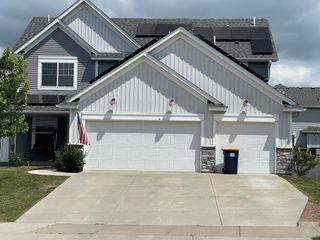 5437 154th Street W, Apple Valley, MN 55124