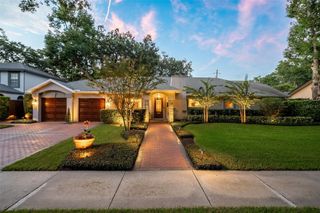 525 W YALE STREET, Orlando, FL 32804