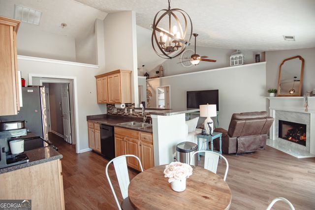 97 Horizon Hill, Newnan, GA 30265