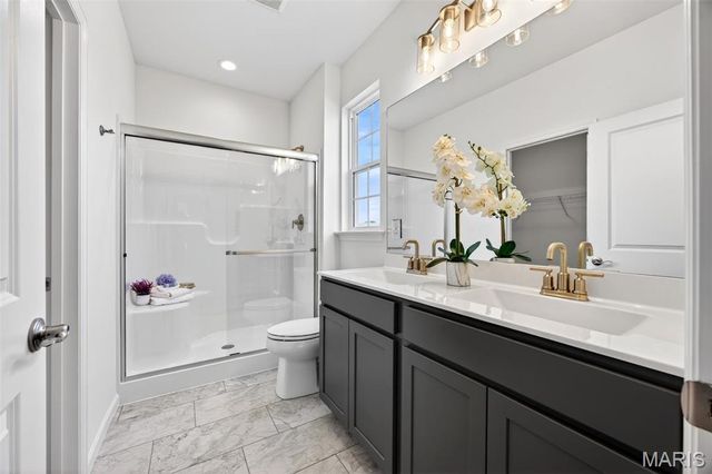 107 Quail Bluff Court, Wentzville, MO 63385
