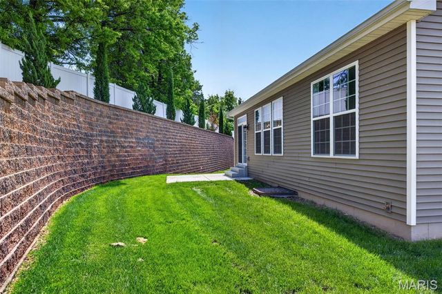 107 Quail Bluff Court, Wentzville, MO 63385