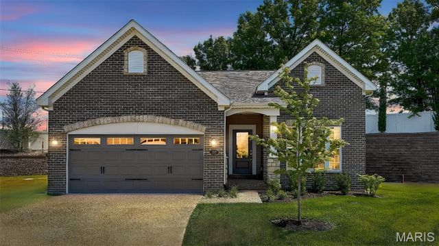 107 Quail Bluff Court, Wentzville, MO 63385