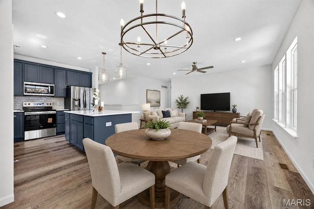 107 Quail Bluff Court, Wentzville, MO 63385