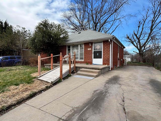 1949 N Minnesota Ave, Wichita, KS 67214