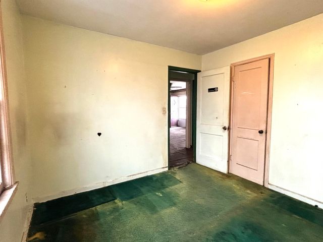 1949 N Minnesota Ave, Wichita, KS 67214