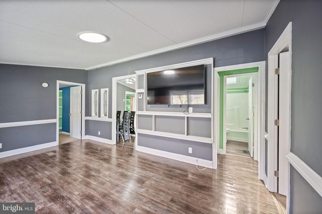 130 A CHESAPEAKE MOBILE CT, Hanover, MD 21076