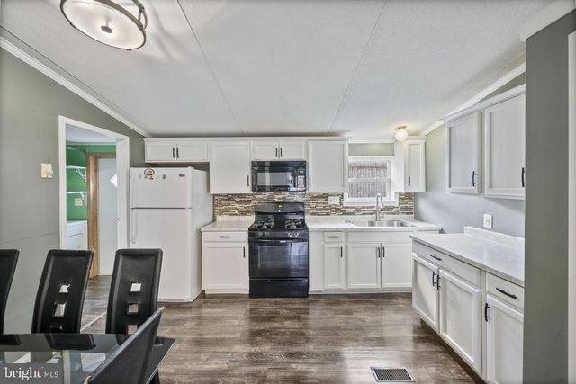 130 A CHESAPEAKE MOBILE CT, Hanover, MD 21076
