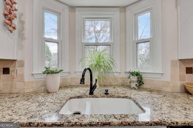 520 Fawn Run, Alpharetta, GA 30005