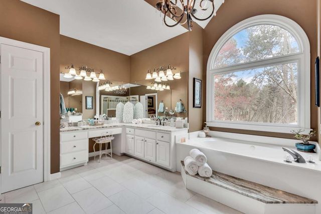 520 Fawn Run, Alpharetta, GA 30005