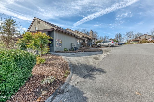 145 Aston Place Place 145, Kingsport, TN 37660