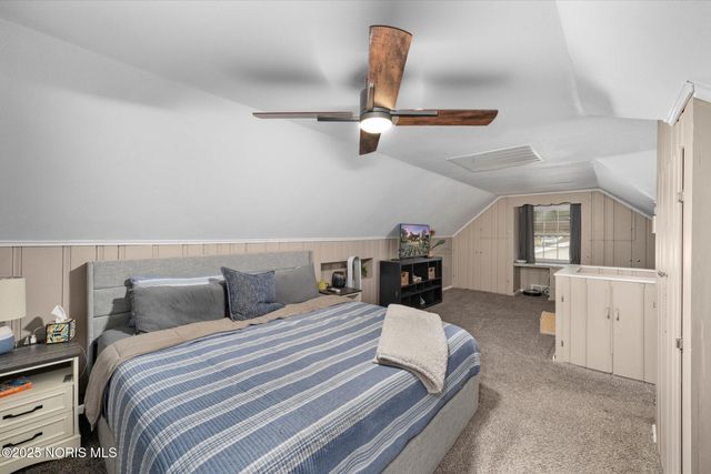 2938 Starr Avenue, Oregon, OH 43616