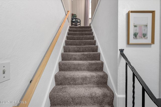 2938 Starr Avenue, Oregon, OH 43616