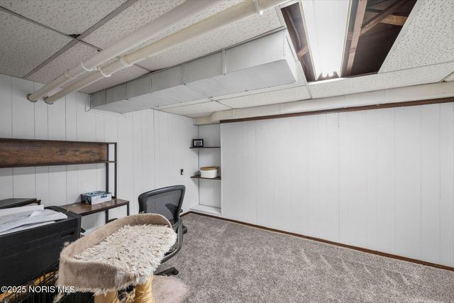 2938 Starr Avenue, Oregon, OH 43616