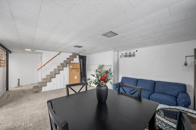 2938 Starr Avenue, Oregon, OH 43616