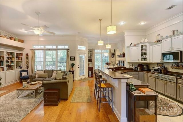 14 Lazy Hammock Court, Savannah, GA 31419