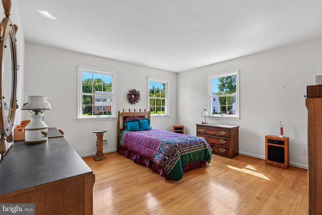 4 OVERGATE CT, Cockeysville, MD 21030