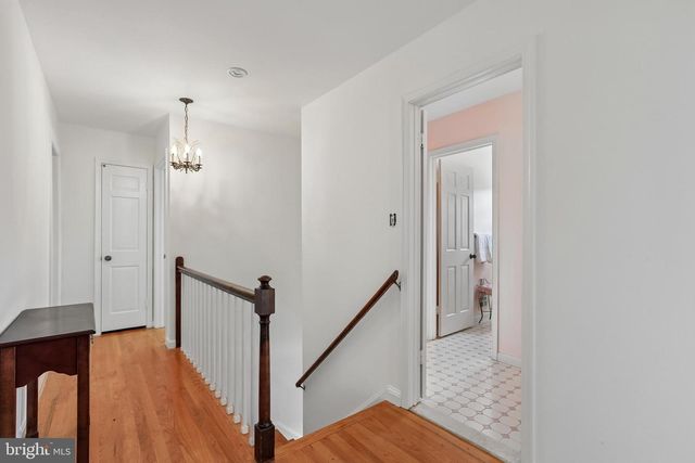4 OVERGATE CT, Cockeysville, MD 21030