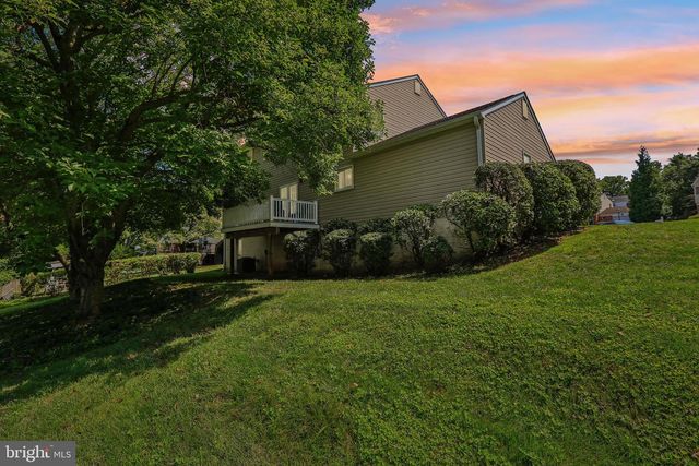 4 OVERGATE CT, Cockeysville, MD 21030
