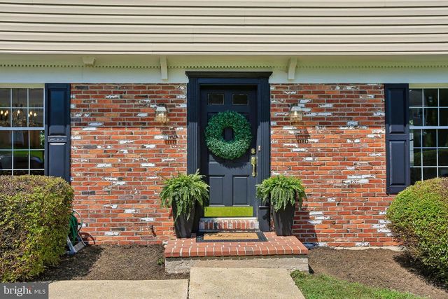 4 OVERGATE CT, Cockeysville, MD 21030