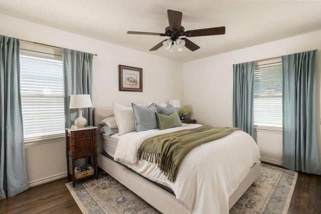 2403 Ansbury Drive, Houston, TX 77018