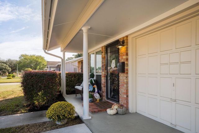 2403 Ansbury Drive, Houston, TX 77018