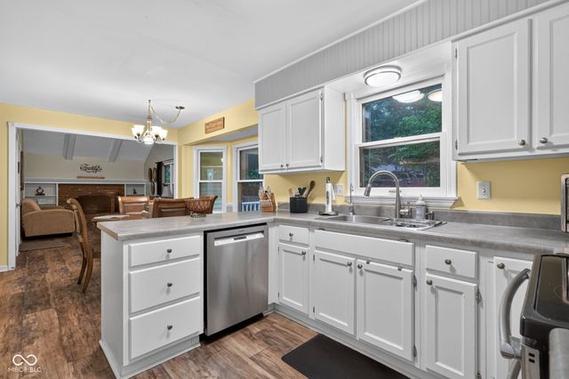 101 Wellington Bluff Court, Noblesville, IN 46060