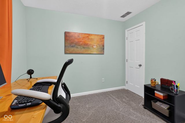 101 Wellington Bluff Court, Noblesville, IN 46060