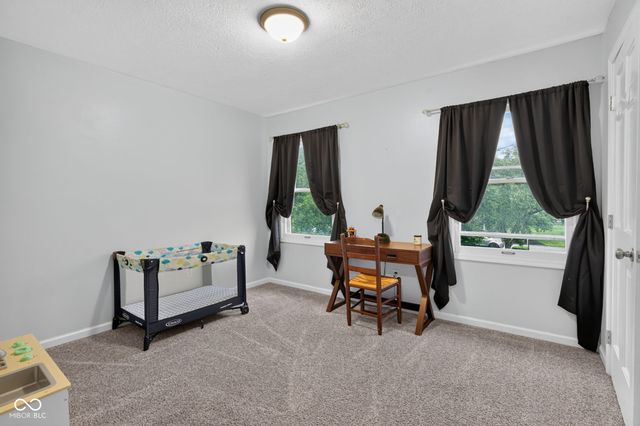 101 Wellington Bluff Court, Noblesville, IN 46060