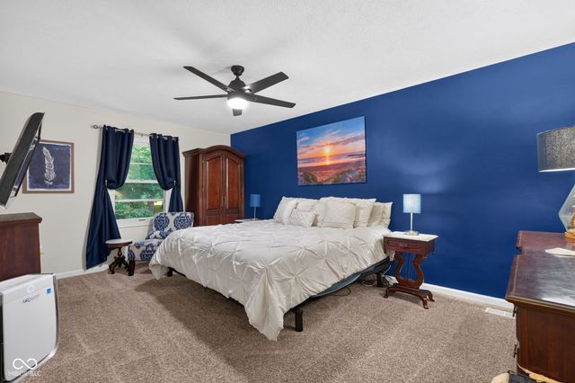 101 Wellington Bluff Court, Noblesville, IN 46060