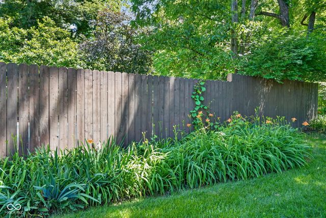 101 Wellington Bluff Court, Noblesville, IN 46060