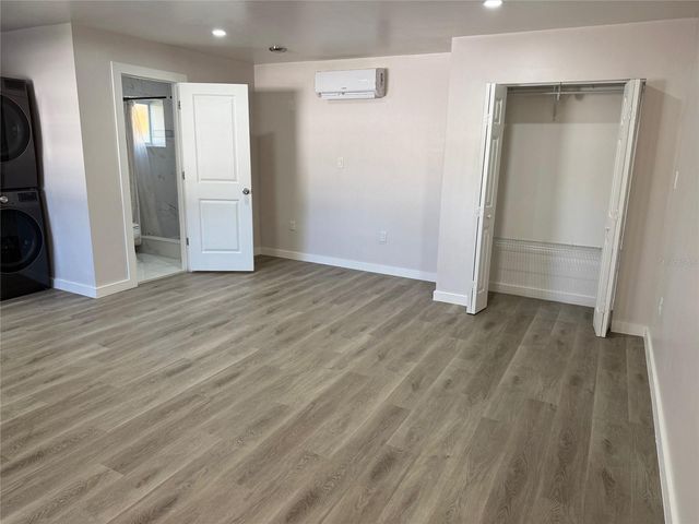 705 W RIVER HEIGHTS AVENUE, Tampa, FL 33603