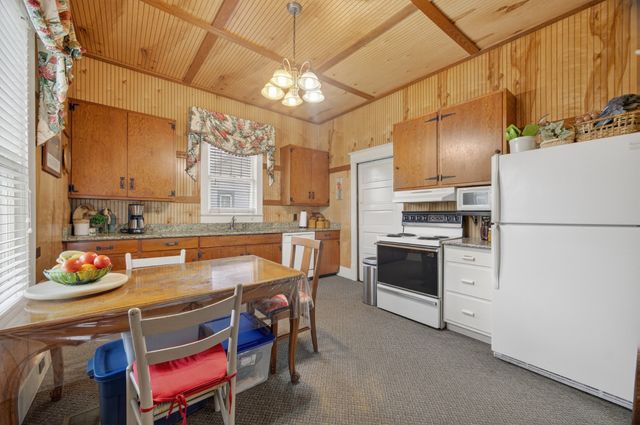 204 Bright Ave, Fayetteville, TN 37334