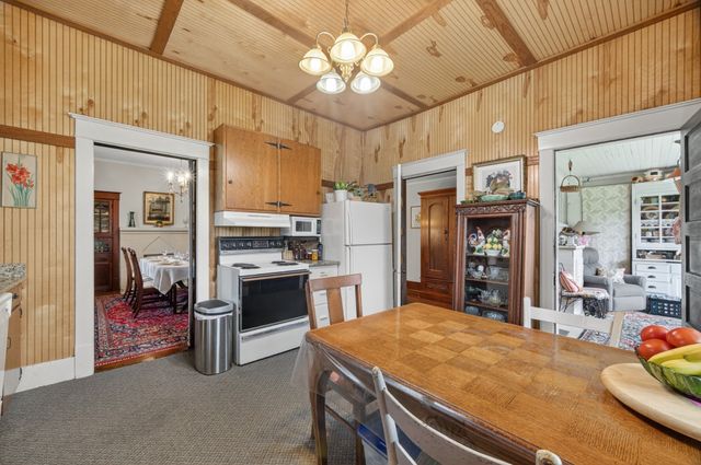204 Bright Ave, Fayetteville, TN 37334