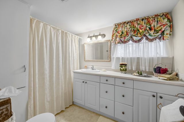204 Bright Ave, Fayetteville, TN 37334