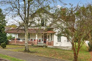 204 Bright Ave, Fayetteville, TN 37334