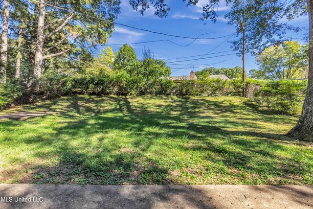 8590 W Cedar Circle, Southaven, MS 38671