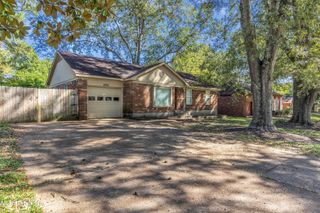 8590 W Cedar Circle, Southaven, MS 38671