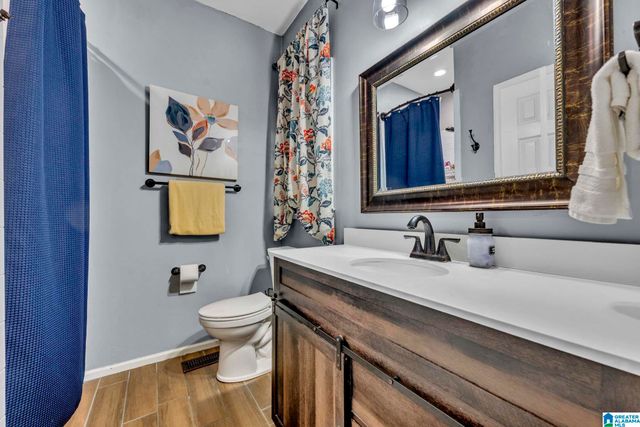 6001 WOODVALE DRIVE, Helena, AL 35080