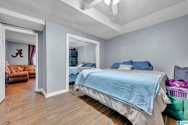 6001 WOODVALE DRIVE, Helena, AL 35080