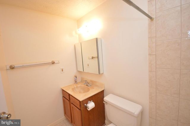 7011 VANTAGE DR, Alexandria, VA 22306