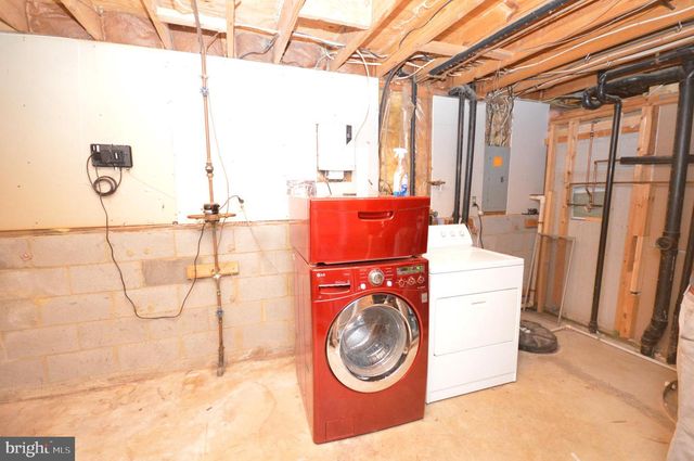 7011 VANTAGE DR, Alexandria, VA 22306