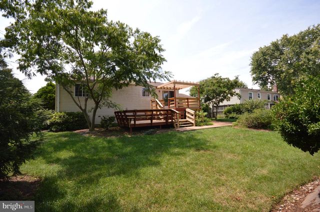 7011 VANTAGE DR, Alexandria, VA 22306